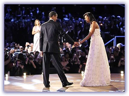 Pre-Inaugual Concert Gets Obamas Dancing