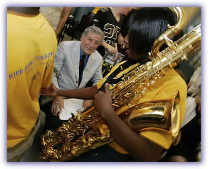 Tony Bennett Donates Instruments During JazzFest